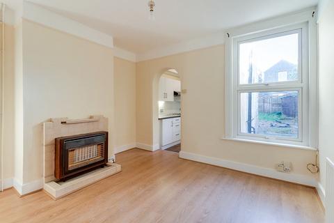 3 bedroom house to rent, Elm Road, Kingston upon Thames KT2