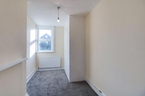 3 bedroom house to rent, Elm Road, Kingston upon Thames KT2