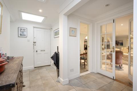 3 bedroom terraced house for sale, Thornton Road, London SW19