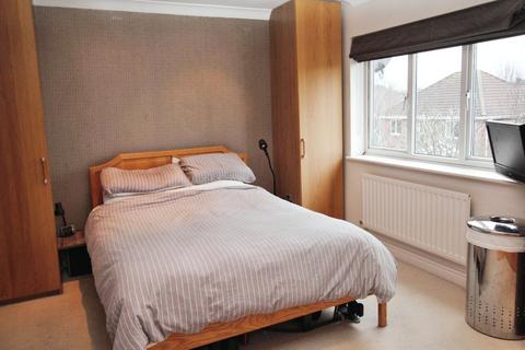 8 Macrae Road, Pill, Bristol, BS20 0EB