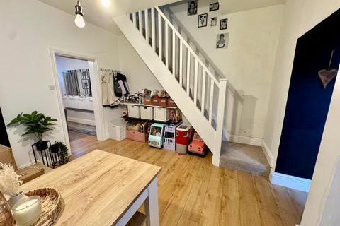 2 bedroom end of terrace house for sale, East Street, Rossendale BB4