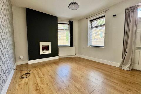 2 bedroom end of terrace house for sale, East Street, Rossendale BB4