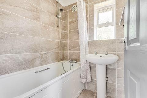 68 Wharncliffe Road, Wakefield, WF2 7QA