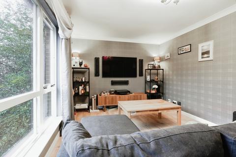 3 bedroom end of terrace house for sale, Strathblane Gardens, Glasgow City G13