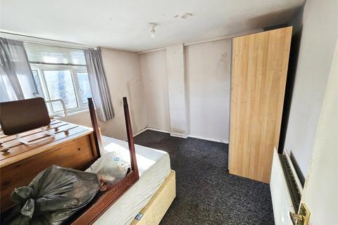 2 bedroom flat for sale, St. Mary's Road, London SE15