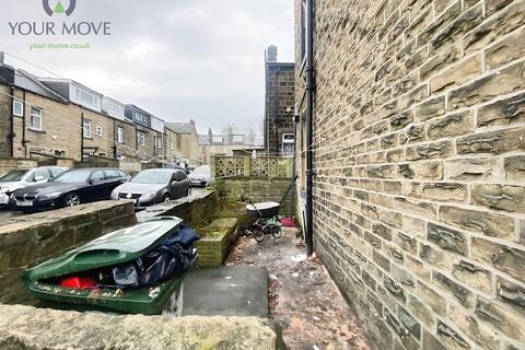 3 bedroom end of terrace house for sale, Victoria Road, Keighley BD21