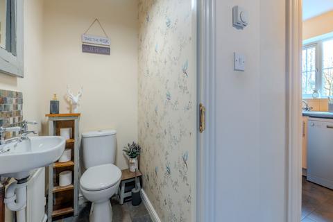 17 Buckden Close, Birmingham, B37 5JW