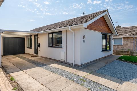 3 bedroom detached bungalow for sale, Dunnington, York YO19