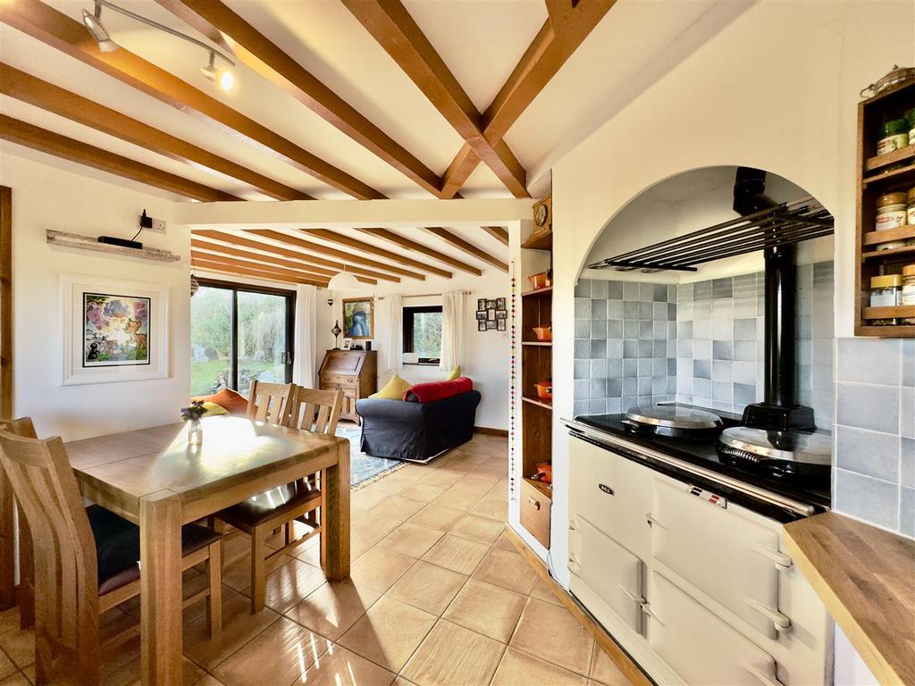 Kitchen/Diner to Sitting Room
