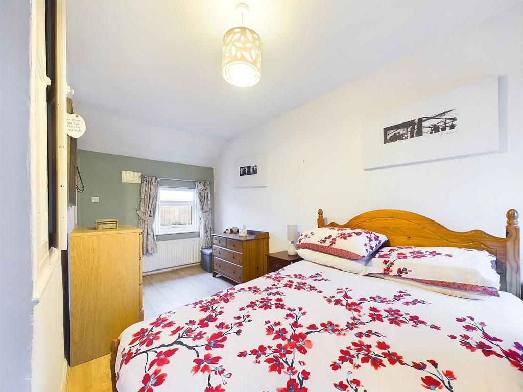 CAM01268 G0-PR0285-STILL015.jpg