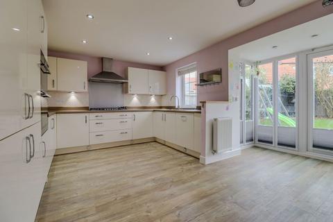 4 bedroom detached house for sale, Pickard Way, Leicester Forest East