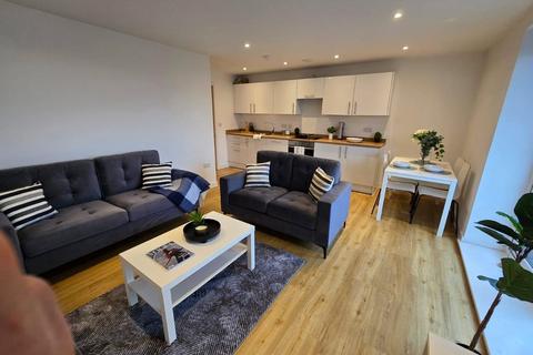 3 bedroom flat to rent, The Plaza, 1 Every Street, Ancoats, Manchester, M4