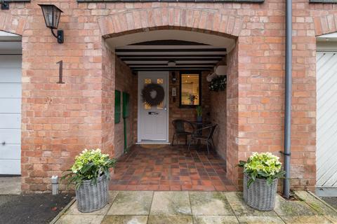 4 bedroom townhouse for sale, Brewery Walk, Worcester WR1