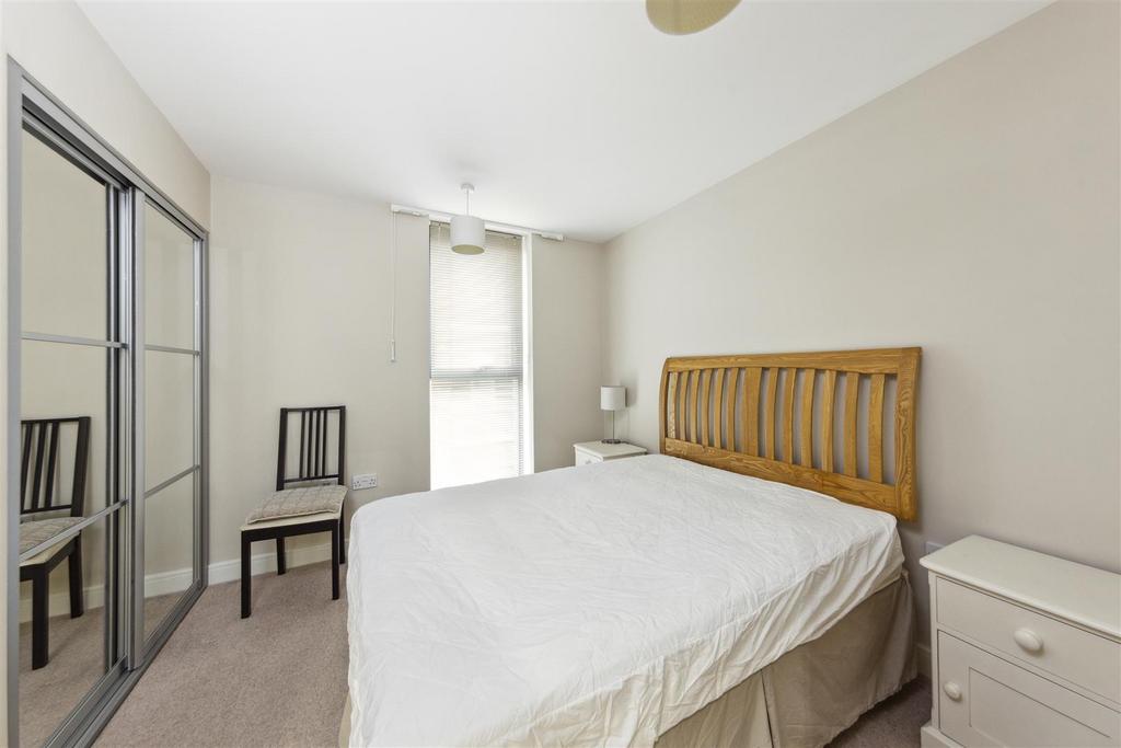 Apt-8-The-Bellerby-Apartments-Leapale-Lane-GU1-4 PT