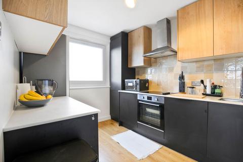 2 bedroom apartment for sale, Daubeney Road, Clapton