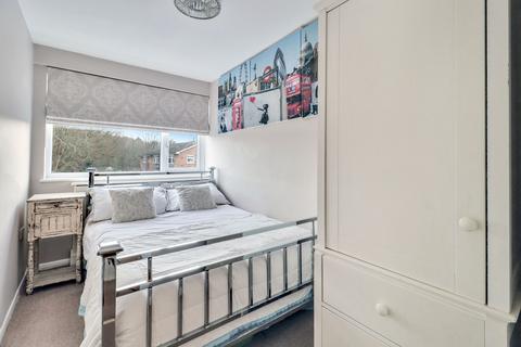 20 Holroyd Road, Claygate, Esher, KT10 0LG