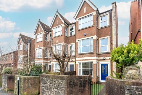 4 bedroom end of terrace house for sale, Hampton Road, Bristol BS6