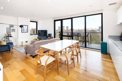 3 bedroom flat for sale, Palmers Road, Bethnal Green, London, E2