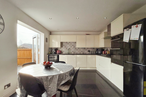 3 bedroom end of terrace house for sale, Ashwell Close, Stockwood, Bristol, BS14 8LG