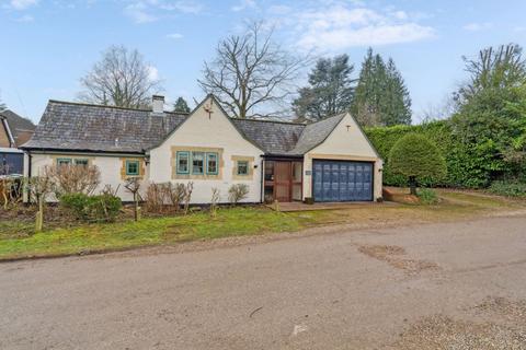 2 bedroom detached bungalow for sale, Burfield Road, Rickmansworth WD3