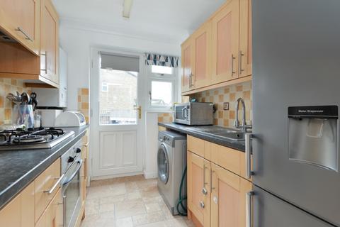 3 bedroom terraced house for sale, Springwood Drive