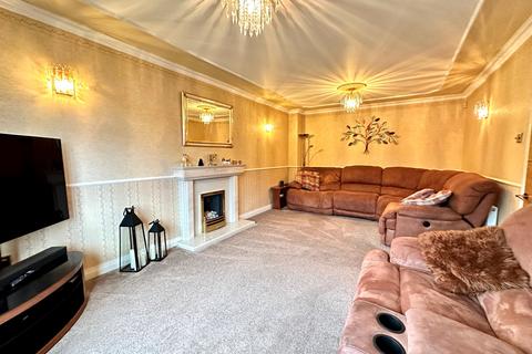 4 bedroom detached house for sale, Oakdene Close, Cheslyn Hay WS6