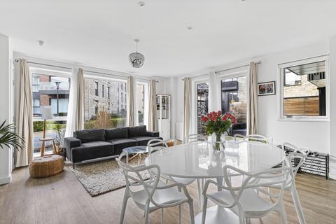 3 bedroom flat for sale, Trumpington CB2