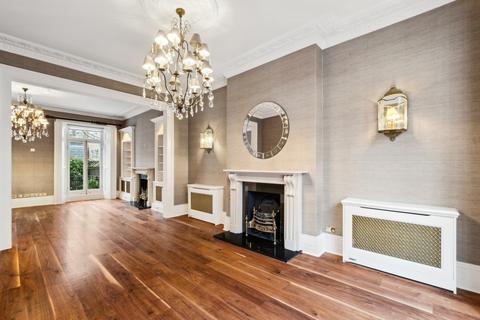 5 bedroom terraced house to rent, Walton Street, Knightsbridge SW3