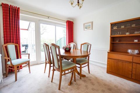 9 Brook Close, Holymoorside, Chesterfield, S42 7HB