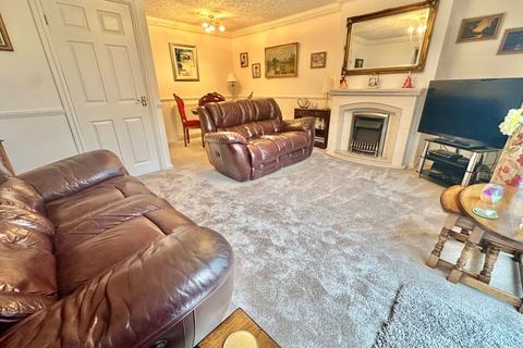 3 bedroom semi-detached house for sale, Linfield Gardens, 3 Linfield Gardens DY3