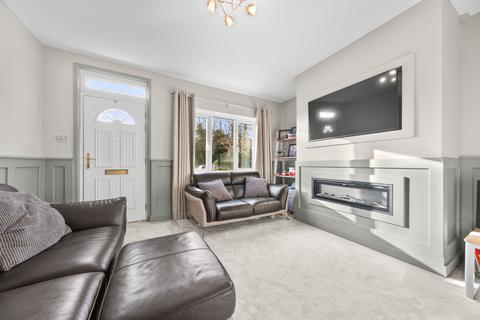 3 bedroom terraced house for sale, Carr Lane Avenue, Castleford, West Yorkshire, WF10