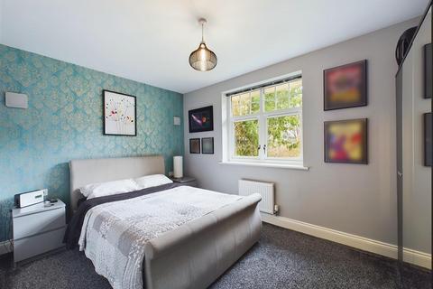 1 bedroom flat for sale, Foxley Road, Kenley CR8