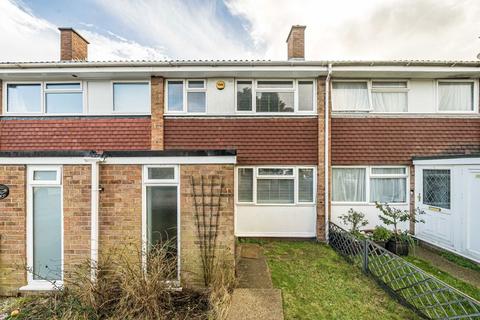 3 bedroom terraced house to rent, Browning Close, Hampton TW12