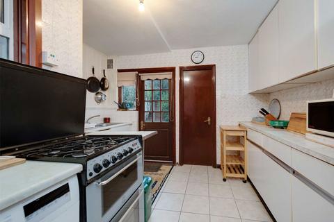 4 bedroom house for sale, Lancaster Gardens, London W13