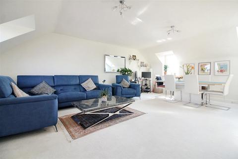 2 bedroom apartment for sale, Bicester Road, Aylesbury