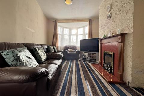 3 bedroom semi-detached house for sale, Dyas Avenue, Great Barr, Birmingham