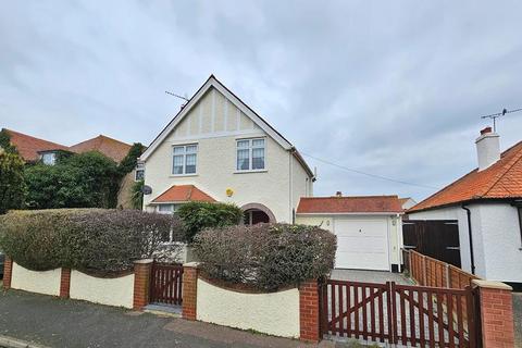 3 bedroom detached house for sale, Grand Drive, Herne Bay, CT6 8LS