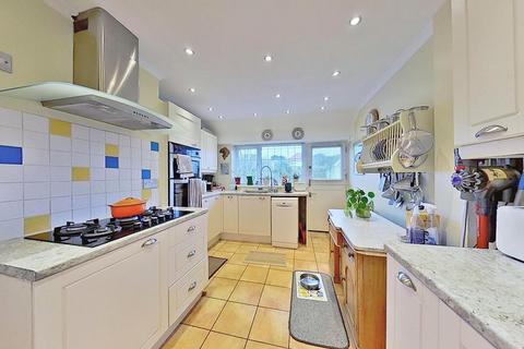 3 bedroom detached house for sale, Grand Drive, Herne Bay, CT6 8LS