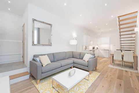 Montagu Mews North, Marylebone, London, W1H