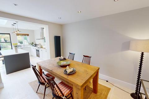 2 bedroom end of terrace house for sale, South Oak Lane, Wilmslow