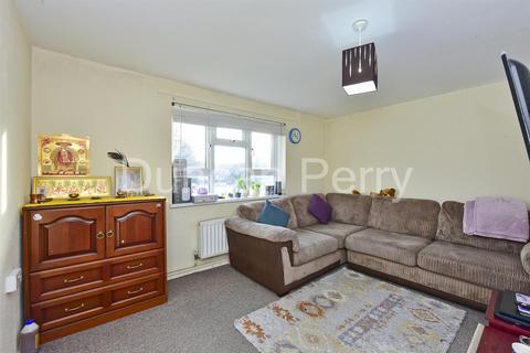 1 bedroom apartment for sale, Ashwood Road, Potters Bar EN6