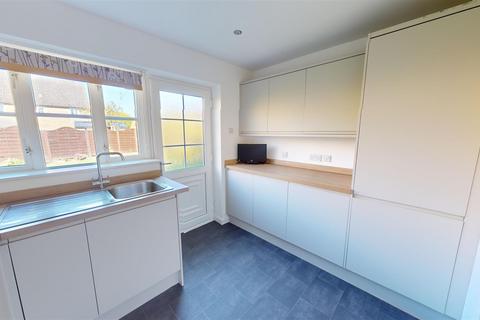 3 bedroom detached house for sale, Park Stone Rise, Shelf, Halifax