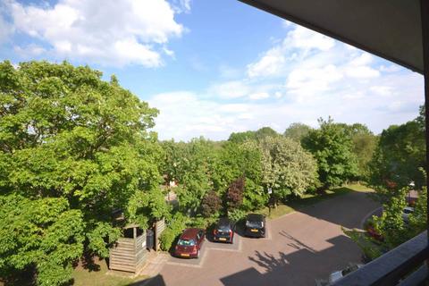 14 Meadow Way, Caversham, Reading, RG4 5LY