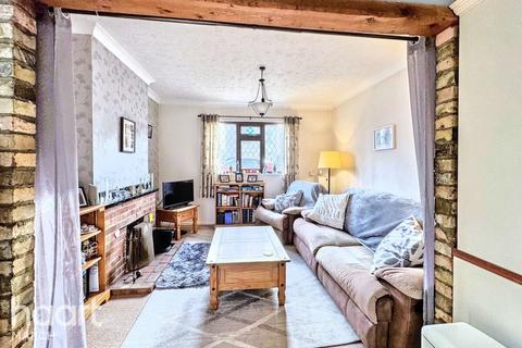 3 bedroom cottage for sale, St Johns Road, March