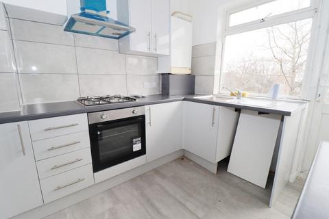 1 bedroom maisonette for sale, Reading Road, Northolt, UB5 4PJ