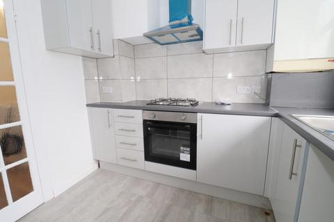 1 bedroom maisonette for sale, Reading Road, Northolt, UB5 4PJ