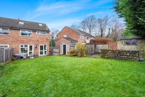 3 bedroom semi-detached house for sale, Gleneagles Road, Leeds