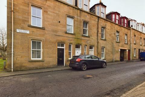 2 bedroom flat to rent, Queen Street, Jedburgh, TD8