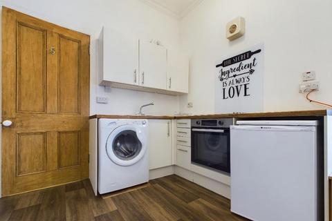 2 bedroom flat to rent, Queen Street, Jedburgh, TD8