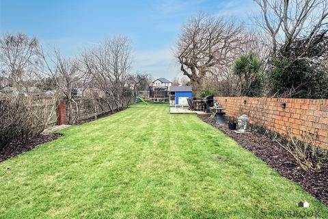 4 bedroom semi-detached house for sale, Whitley Road, Eastbourne BN22